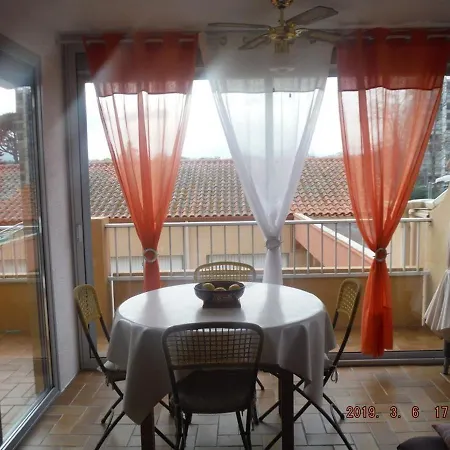 T2 Avec 2 Terrasses Et Piscine Apartment